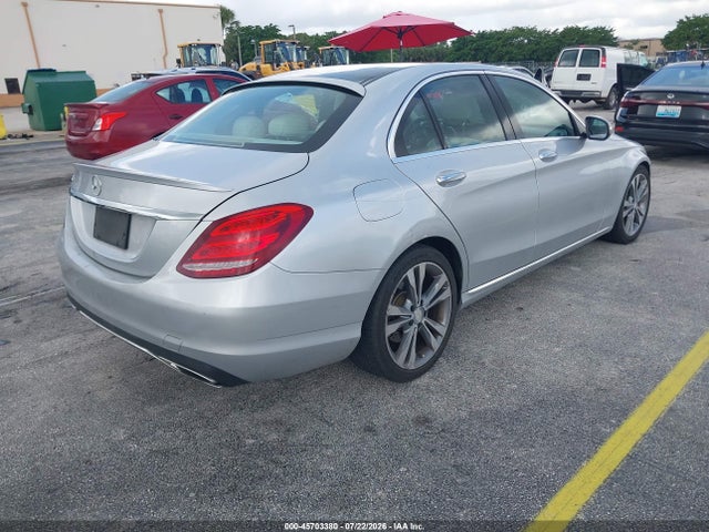 Aukcja sprzedaży 2017 Mercedes-benz C 300, vin: 55SWF4JB6HU184145, numer aukcji: 45703380