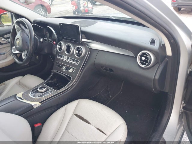 Aukcja sprzedaży 2017 Mercedes-benz C 300, vin: 55SWF4JB6HU184145, numer aukcji: 45703380