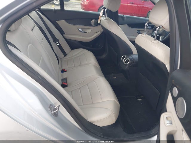 Aukcja sprzedaży 2017 Mercedes-benz C 300, vin: 55SWF4JB6HU184145, numer aukcji: 45703380