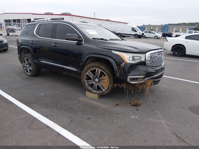 45703548 :رقم المزاد ، 1GKKNPLS0HZ121431 vin ، 2017 Gmc Acadia Denali مزاد بيع
