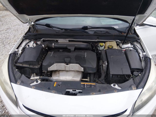 1G11E5SL2EF296534 Chevrolet MALIBU 2LT