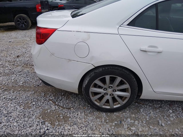 1G11E5SL2EF296534 Chevrolet MALIBU 2LT