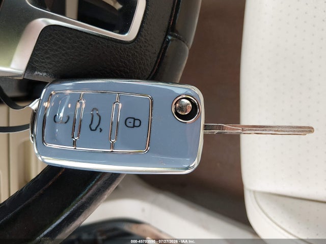 Aukcja sprzedaży 2013 Volkswagen Eos Komfort, vin: WVWBW8AH1DV006070, numer aukcji: 45703590