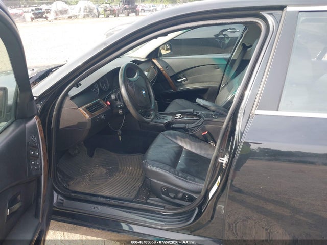 Продажа на аукционе авто 2005 Bmw 530i, vin: WBANA73585CR57952, номер лота: 45703659