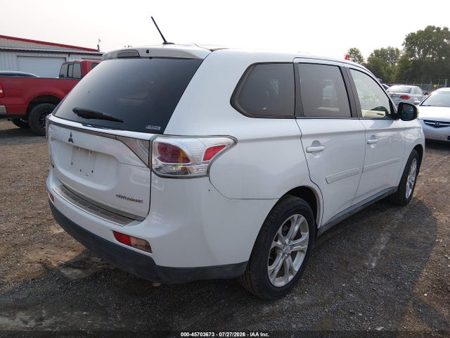 45703673 :رقم المزاد ، JA4AZ3A31EZ009078 vin ، 2014 Mitsubishi Outlander Se مزاد بيع