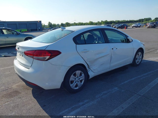 2017 Kia Forte Lx მანქანა იყიდება აუქციონზე, vin: 3KPFK4A70HE145999, აუქციონის ნომერი: 45703676