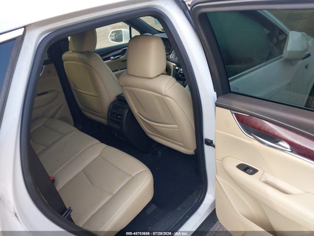 Продажа на аукционе авто 2018 Cadillac Xt5 Luxury, vin: 1GYKNDRS9JZ211372, номер лота: 45703686