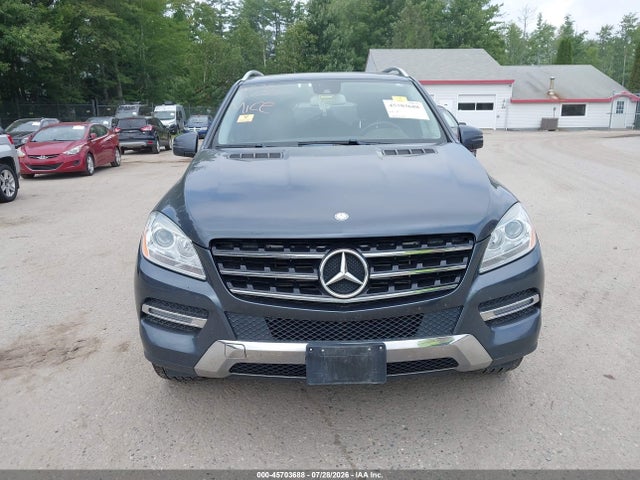 45703688 :رقم المزاد ، 4JGDA0EB1FA556552 vin ، 2015 Mercedes-benz Ml 250 Bluetec 4matic مزاد بيع