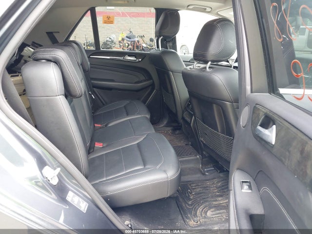 45703688 :رقم المزاد ، 4JGDA0EB1FA556552 vin ، 2015 Mercedes-benz Ml 250 Bluetec 4matic مزاد بيع