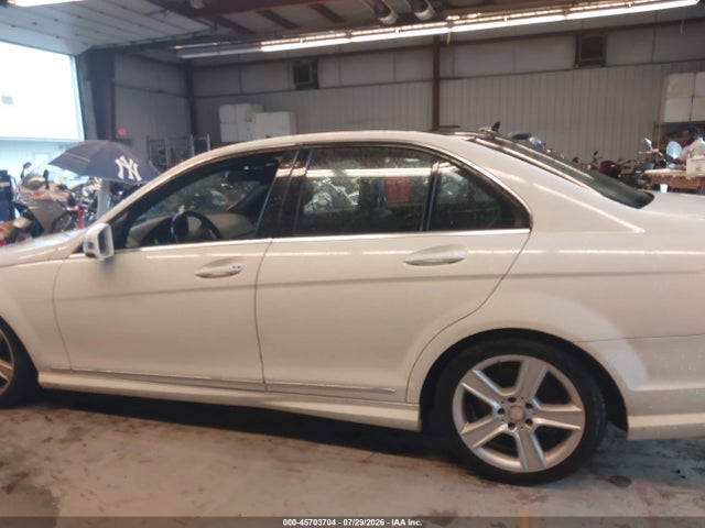 Продажа на аукционе авто 2011 Mercedes-benz C 300 Sport 4matic, vin: WDDGF8BB8BR174736, номер лота: 45703704