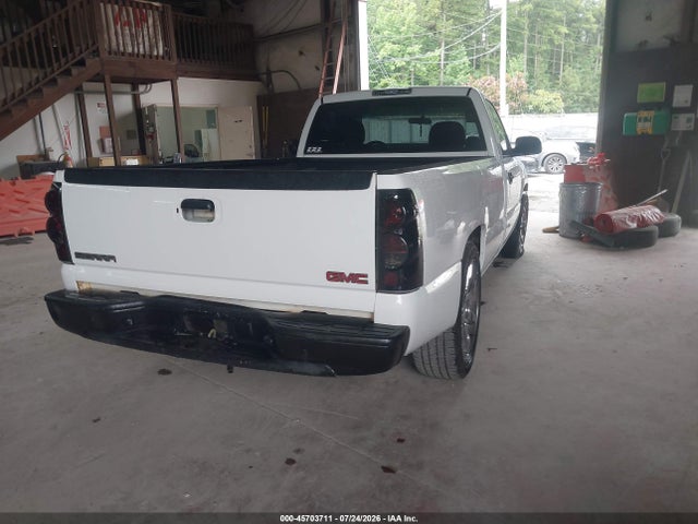 2001 Gmc Sierra 1500 Sl მანქანა იყიდება აუქციონზე, vin: 1GTEC14V81E108394, აუქციონის ნომერი: 45703711