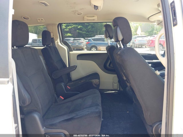45703780 :رقم المزاد ، 2C4RDGBGXFR731614 vin ، 2015 Dodge Grand Caravan Se مزاد بيع