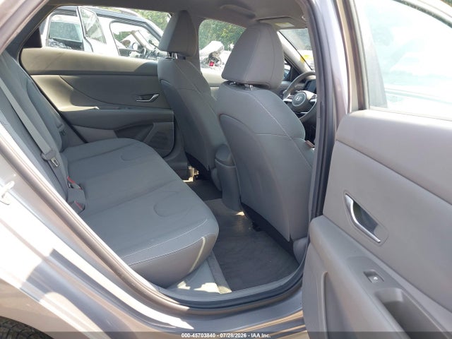 Продажа на аукционе авто 2021 Hyundai Elantra Sel, vin: KMHLM4AGXMU173877, номер лота: 45703840