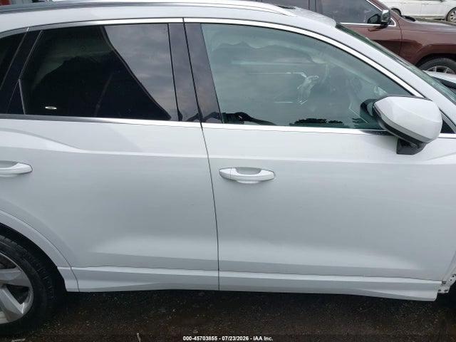 Aukcja sprzedaży 2020 Audi Q3 Premium 45 Tfsi Quattro Tiptronic, vin: WA1AECF36L1053979, numer aukcji: 45703855
