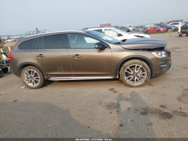 Aukcja sprzedaży 2016 Volvo V60 Cross Country T5, vin: YV4612HK7G1015072, numer aukcji: 45703862
