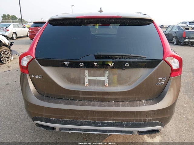 Aukcja sprzedaży 2016 Volvo V60 Cross Country T5, vin: YV4612HK7G1015072, numer aukcji: 45703862
