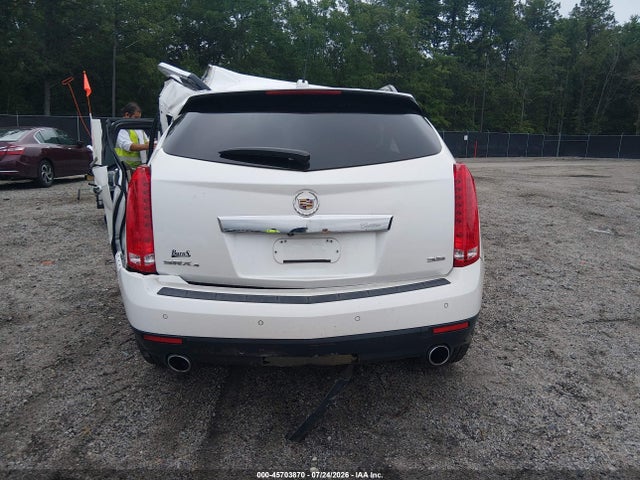 45703870 :رقم المزاد ، 3GYFNEE37FS532465 vin ، 2015 Cadillac Srx Luxury Collection مزاد بيع