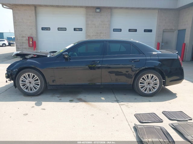 Продаж на аукціоні авто 2014 Chrysler 300c John Varvatos Luxury Edition Awd, vin: 2C3CCAJT2EH149228, номер лоту: 45703908