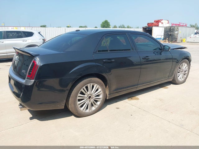 Продаж на аукціоні авто 2014 Chrysler 300c John Varvatos Luxury Edition Awd, vin: 2C3CCAJT2EH149228, номер лоту: 45703908