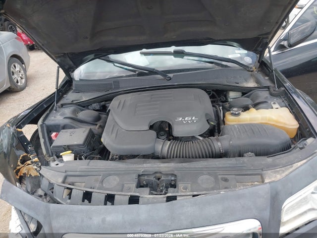 45703909 :رقم المزاد ، 2C3CCAAG1DH504438 vin ، 2013 Chrysler 300 Motown مزاد بيع