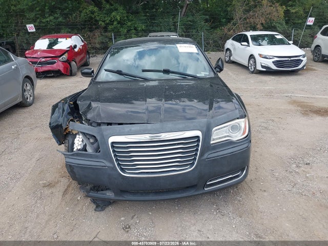 45703909 :رقم المزاد ، 2C3CCAAG1DH504438 vin ، 2013 Chrysler 300 Motown مزاد بيع