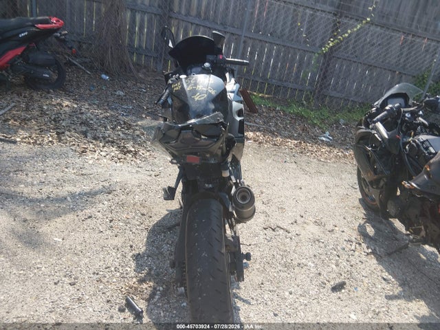 Kawasaki EX400 2022 JKAEXKH19NDAH8652 Image 6