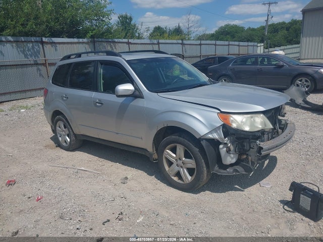 Продажа на аукционе авто 2010 Subaru Forester 2.5x Premium, vin: JF2SH6CC2AH905709, номер лота: 45703957