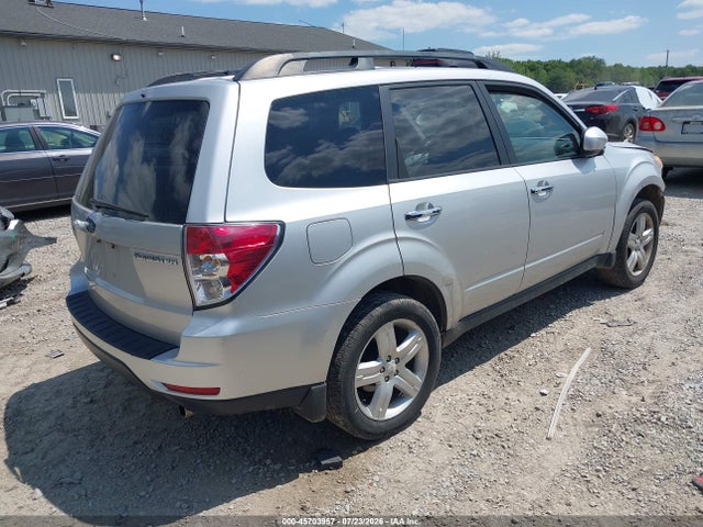 Продажа на аукционе авто 2010 Subaru Forester 2.5x Premium, vin: JF2SH6CC2AH905709, номер лота: 45703957