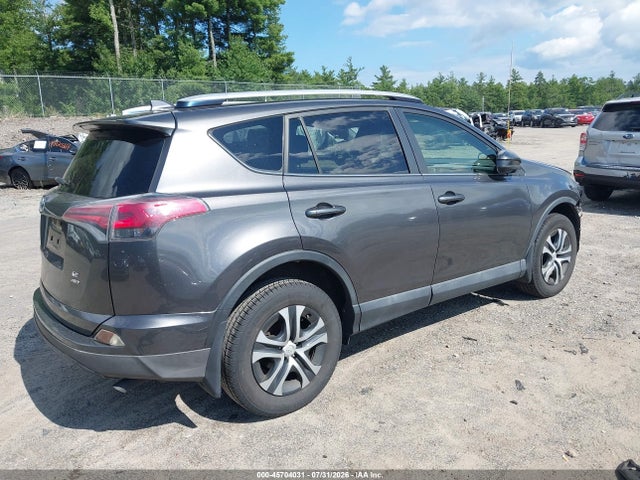 Toyota RAV4 LE 2016 JTMBFREV3GJ074971 Image 4
