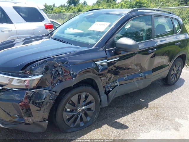 2022 Volkswagen Taos 1.5t S მანქანა იყიდება აუქციონზე, vin: 3VVDX7B28NM026579, აუქციონის ნომერი: 45704047