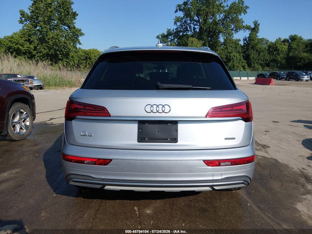 Продаж на аукціоні авто 2021 Audi Q5 Premium 45 Tfsi Quattro S Tronic, vin: WA1AAAFY6M2073222, номер лоту: 45704104