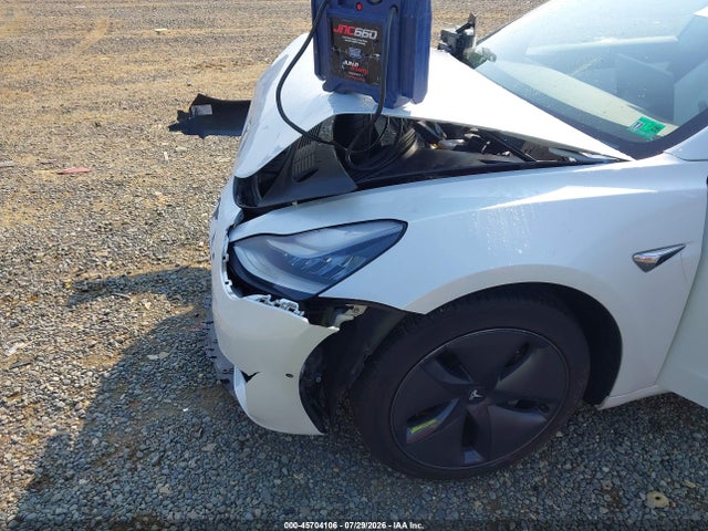 Tesla Model 3 Long Range/performance 2019 5YJ3E1EB8KF494594 Image 10