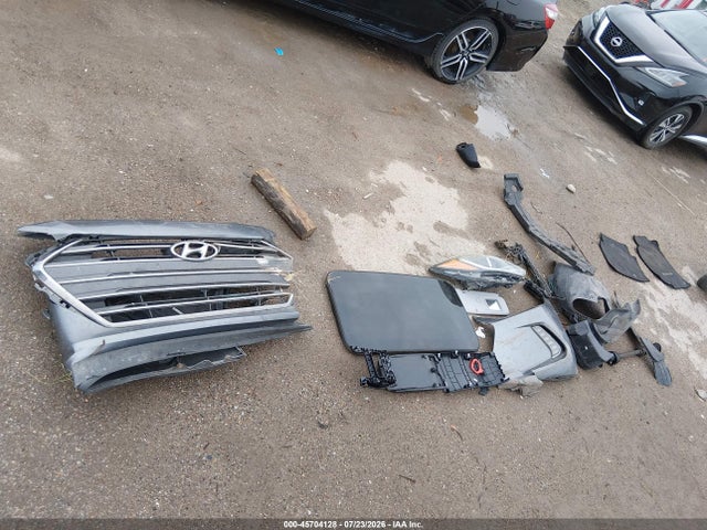 KMHD84LF5HU148923 Hyundai Elantra Limited