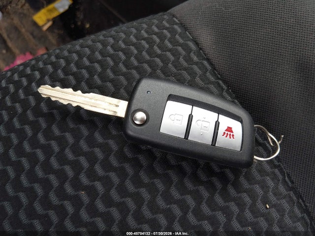 2018 Nissan Rogue Sport S მანქანა იყიდება აუქციონზე, vin: JN1BJ1CR1JW252590, აუქციონის ნომერი: 45704132