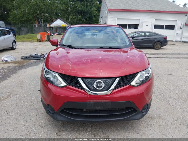 2018 Nissan Rogue Sport S მანქანა იყიდება აუქციონზე, vin: JN1BJ1CR1JW252590, აუქციონის ნომერი: 45704132