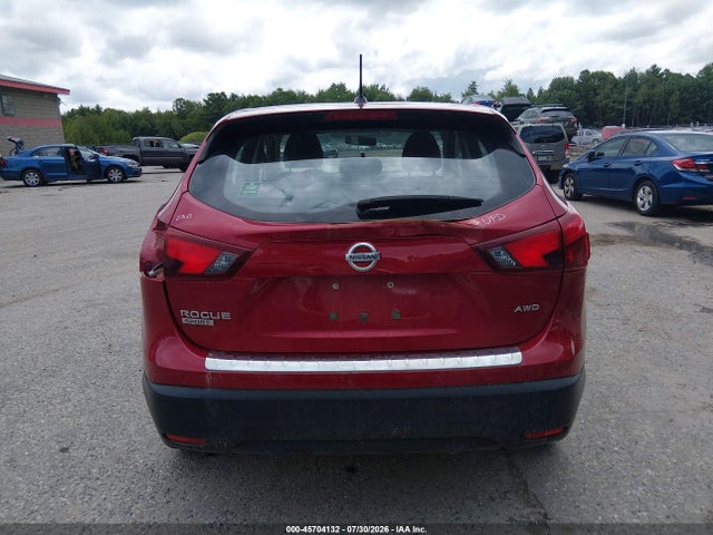 2018 Nissan Rogue Sport S მანქანა იყიდება აუქციონზე, vin: JN1BJ1CR1JW252590, აუქციონის ნომერი: 45704132