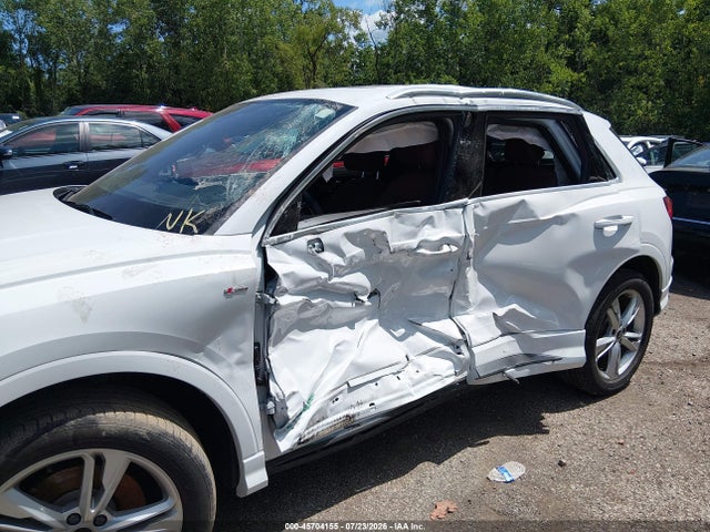 Продаж на аукціоні авто 2021 Audi Q3 Premium Plus 45 Tfsi S Line Quattro Tiptronic, vin: WA1EECF32M1130902, номер лоту: 45704155
