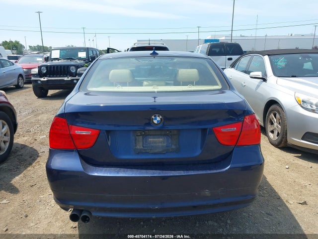 2011 Bmw 328i Xdrive მანქანა იყიდება აუქციონზე, vin: WBAPK5G53BNN79754, აუქციონის ნომერი: 45704174