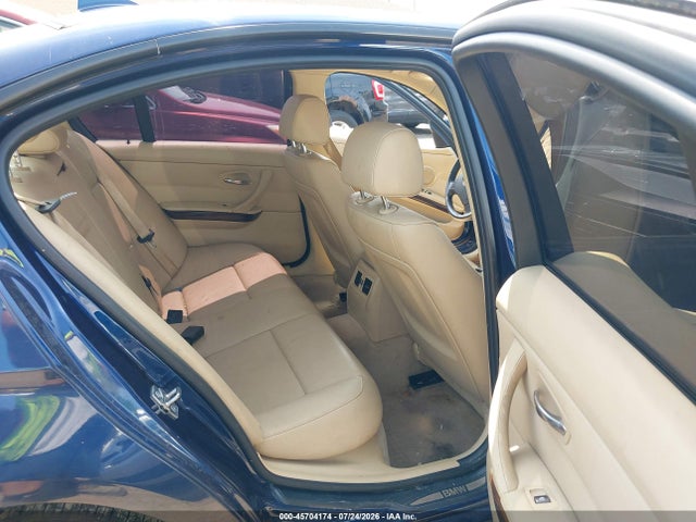 2011 Bmw 328i Xdrive მანქანა იყიდება აუქციონზე, vin: WBAPK5G53BNN79754, აუქციონის ნომერი: 45704174