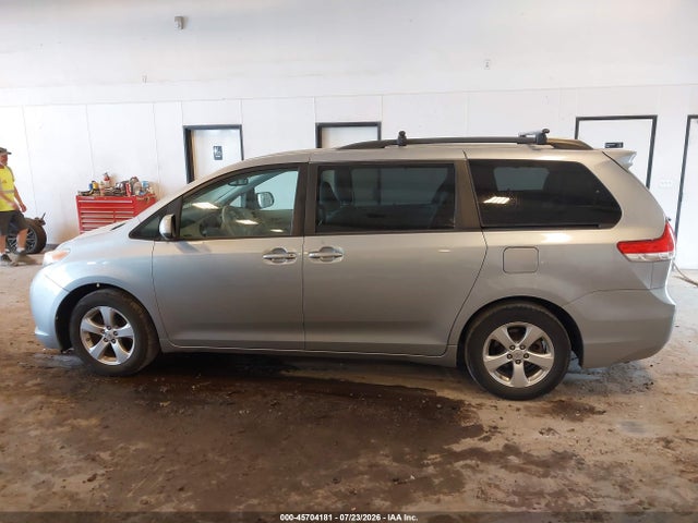 Aukcja sprzedaży 2014 Toyota Sienna Le V6 8 Passenger, vin: 5TDKK3DC7ES486609, numer aukcji: 45704181
