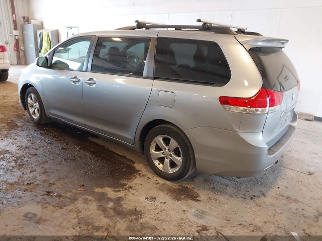 Aukcja sprzedaży 2014 Toyota Sienna Le V6 8 Passenger, vin: 5TDKK3DC7ES486609, numer aukcji: 45704181