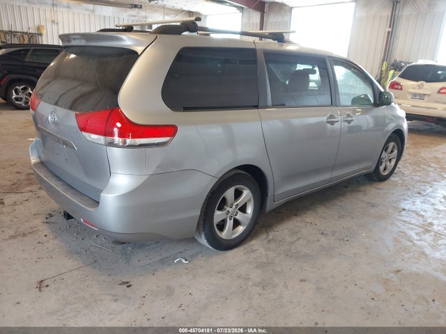 Aukcja sprzedaży 2014 Toyota Sienna Le V6 8 Passenger, vin: 5TDKK3DC7ES486609, numer aukcji: 45704181