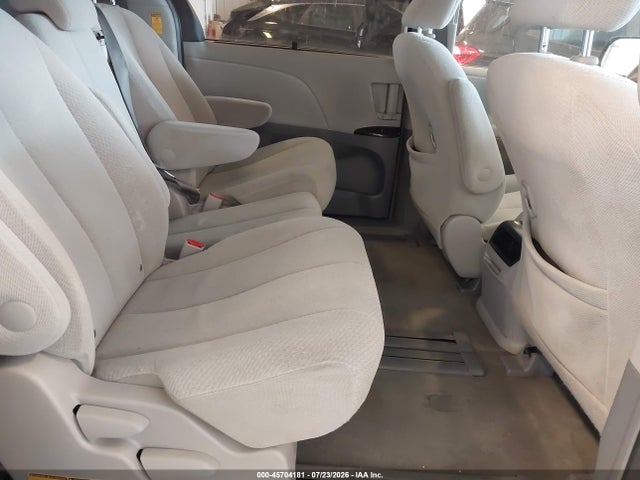 Aukcja sprzedaży 2014 Toyota Sienna Le V6 8 Passenger, vin: 5TDKK3DC7ES486609, numer aukcji: 45704181