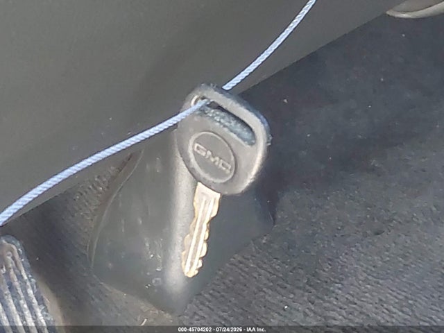 45704202 :رقم المزاد ، 1GTEC14W81Z181251 vin ، 2001 Gmc Sierra 1500 Sl مزاد بيع