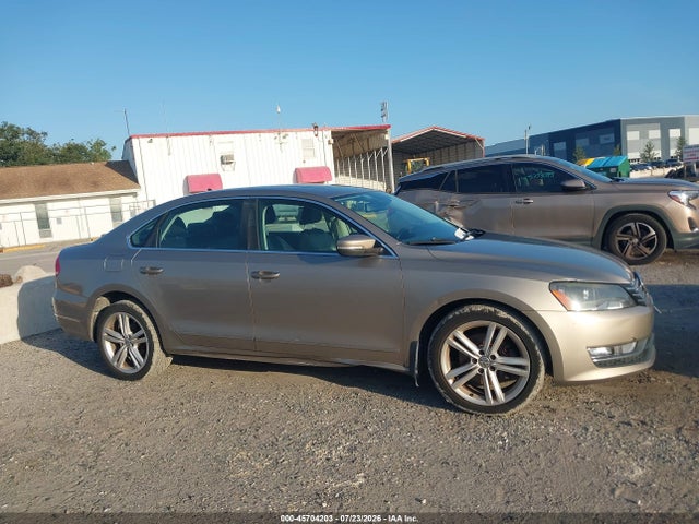 Продаж на аукціоні авто 2015 Volkswagen Passat 2.0l Tdi Sel Premium, vin: 1VWCV7A36FC007233, номер лоту: 45704203
