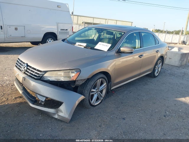 Продаж на аукціоні авто 2015 Volkswagen Passat 2.0l Tdi Sel Premium, vin: 1VWCV7A36FC007233, номер лоту: 45704203