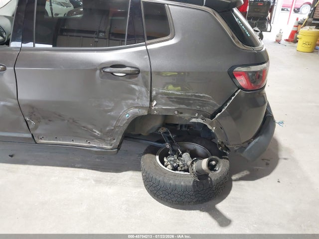 45704213 :رقم المزاد ، 3C4NJCBB4KT788886 vin ، 2019 Jeep Compass Latitude Fwd مزاد بيع