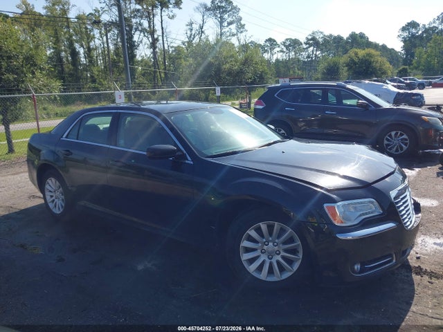 2014 Chrysler 300 მანქანა იყიდება აუქციონზე, vin: 2C3CCAAG6EH118549, აუქციონის ნომერი: 45704252