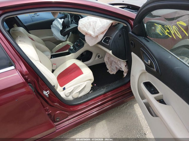 45704305 :رقم المزاد ، 1C3CCCAB6GN105021 vin ، 2016 Chrysler 200 Limited مزاد بيع