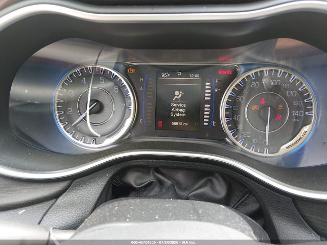 45704305 :رقم المزاد ، 1C3CCCAB6GN105021 vin ، 2016 Chrysler 200 Limited مزاد بيع